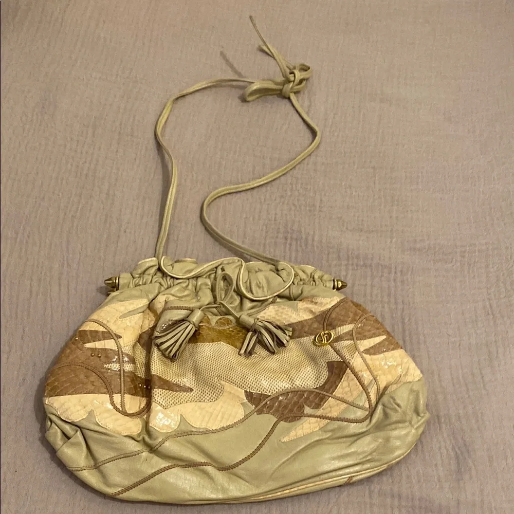 CARLO FIORI OF ITALY Stylish Vintage Beige and Brown Women's Bag